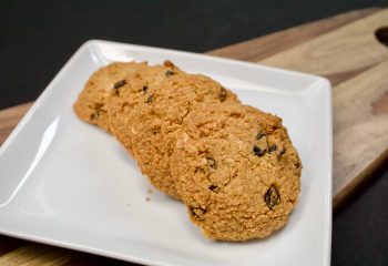Protein Oatmeal Raisin Cookies