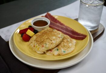 FRUITY PEBBLES PANCAKES | Kids